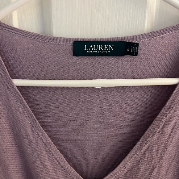 Lauren Ralph Lauren Lavender V-Neck Knit Top Gold Button Ruffle Cuffs Medium - Picture 2 of 8